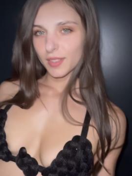 OnlyFans - Leah Gotti / @leahgotti Scene 4 — photo 13 of 20