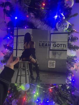 OnlyFans - Leah Gotti / @leahgotti Scene 8 — photo 13 of 20