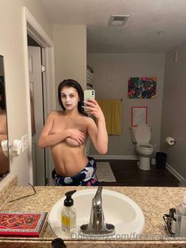 OnlyFans - Leah Gotti / @leahgotti Scene 15 — photo 8 of 20