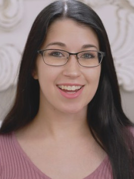 Alex Coal, sex therapist, is here in her first joi video to walk you through the most important elements of masturbation — photo 2 of 16