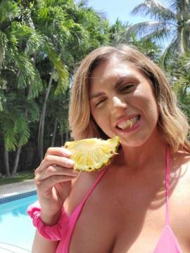 OnlyFans - Sophie VIP / @sophiethebodyvip Scene 2