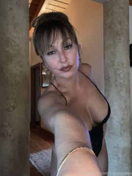 OnlyFans - 2%Master Queen / @royalmasterqueen Scene 2