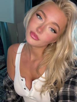 OnlyFans - Aspen Faye / @aspenfaye Scene 5 — photo 2 of 20
