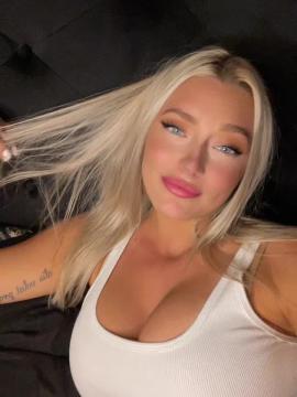 OnlyFans - Aspen Faye / @aspenfaye Scene 5 — photo 6 of 20
