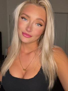 OnlyFans - Aspen Faye / @aspenfaye Scene 5 — photo 8 of 20