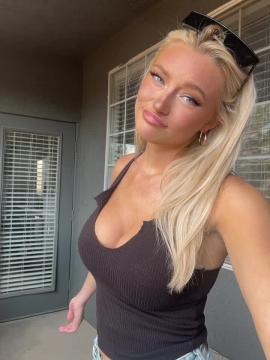 OnlyFans - Aspen Faye / @aspenfaye Scene 5 — photo 13 of 20