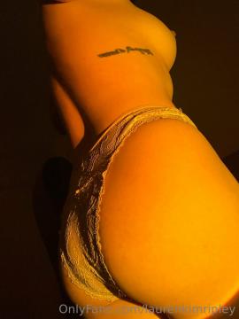 OnlyFans - Lauren Williams / @laurenkimripley Scene 15 — photo 10 of 20