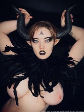 OnlyFans - marshmallowmaximus / @marshmallowmaximus Scene 43 — photo 14 of 20