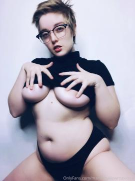 OnlyFans - marshmallowmaximus / @marshmallowmaximus Scene 81 — photo 5 of 20