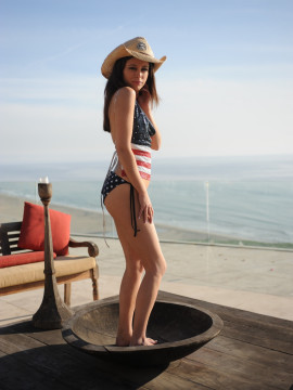 Stars And Stripes — photo 2 of 12