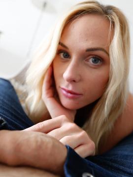 Blonde Girl Porn