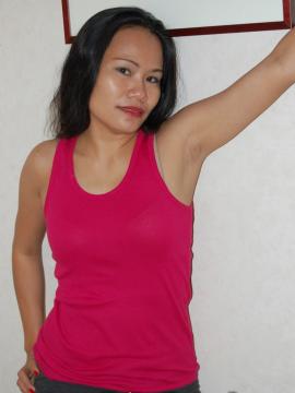 Joyce - Shaped Up MILF — photo 2 of 15