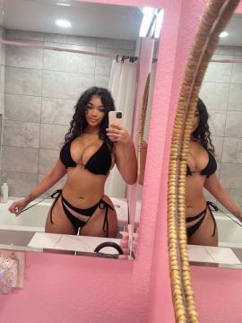 OnlyFans - Lexi2Legit / @hott4lexi Scene 18 — photo 13 of 20