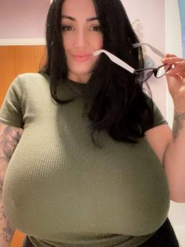 OnlyFans - Roxanne Heaven / @roxanneheaven Scene 17