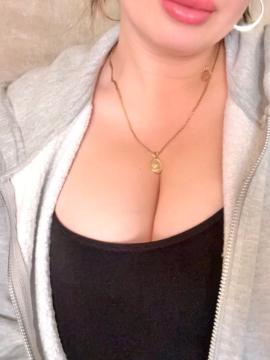 OnlyFans - Roxanne Heaven / @roxanneheaven Scene 30 — photo 19 of 20