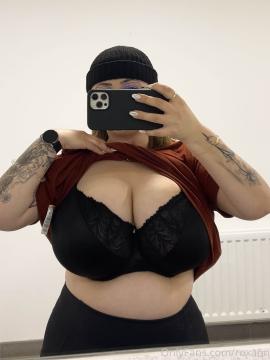 OnlyFans - Roxanne Heaven / @roxanneheaven Scene 88 — photo 7 of 20
