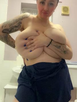 OnlyFans - Roxanne Heaven / @roxanneheaven Scene 96 — photo 11 of 20