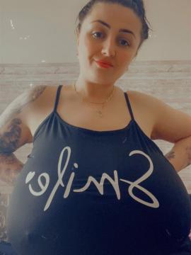 OnlyFans - Roxanne Heaven / @roxanneheaven Scene 141 — photo 1 of 20
