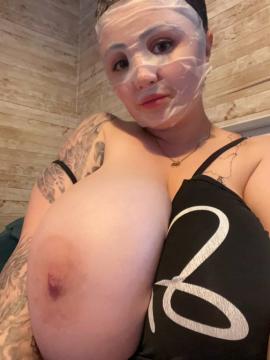 OnlyFans - Roxanne Heaven / @roxanneheaven Scene 151 — photo 2 of 20