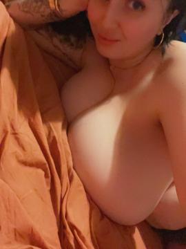 OnlyFans - Roxanne Heaven / @roxanneheaven Scene 164 — photo 17 of 20