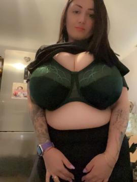 OnlyFans - Roxanne Heaven / @roxanneheaven Scene 187 — photo 1 of 20