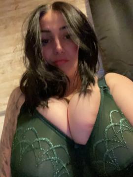 OnlyFans - Roxanne Heaven / @roxanneheaven Scene 197 — photo 14 of 20
