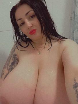 OnlyFans - Roxanne Heaven / @roxanneheaven Scene 207 — photo 3 of 20