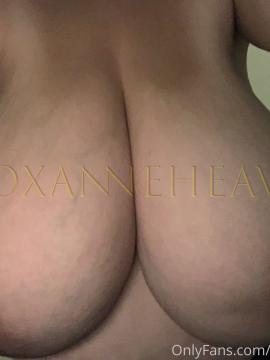OnlyFans - Roxanne Heaven / @roxanneheaven Scene 255 — photo 18 of 20