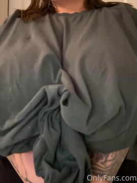 OnlyFans - Roxanne Heaven / @roxanneheaven Scene 264 — photo 9 of 20