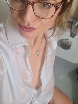 OnlyFans - UKMistressRose / @theenglishrose3 Scene 20 — photo 15 of 20